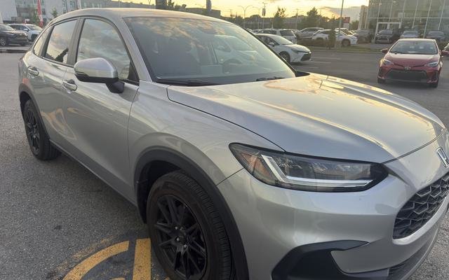 Lunar Silver Metallic 2025 Honda HR-V SUV / Crossover Front-Wheel Drive Continuously Variable Transmission