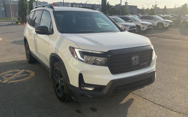 Platinum White Pearl 2024 Honda Passport SUV / Crossover All-Wheel Drive Automatic