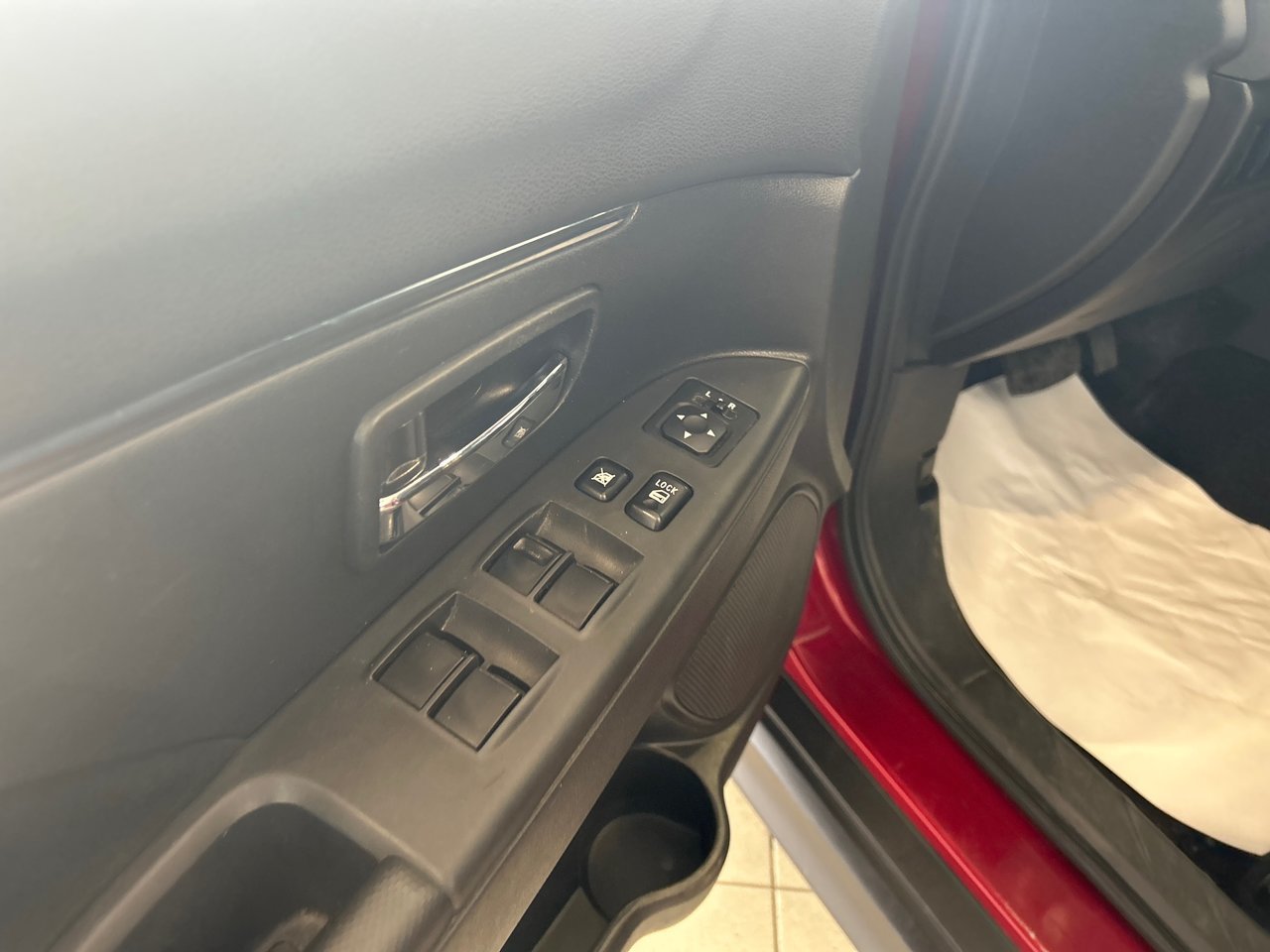 2022 Mitsubishi RVR SE-16