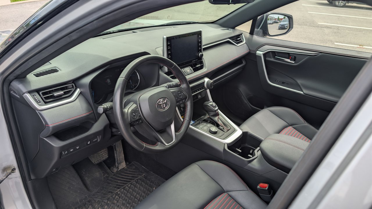 Toyota RAV4 Prime XSE 2022-6