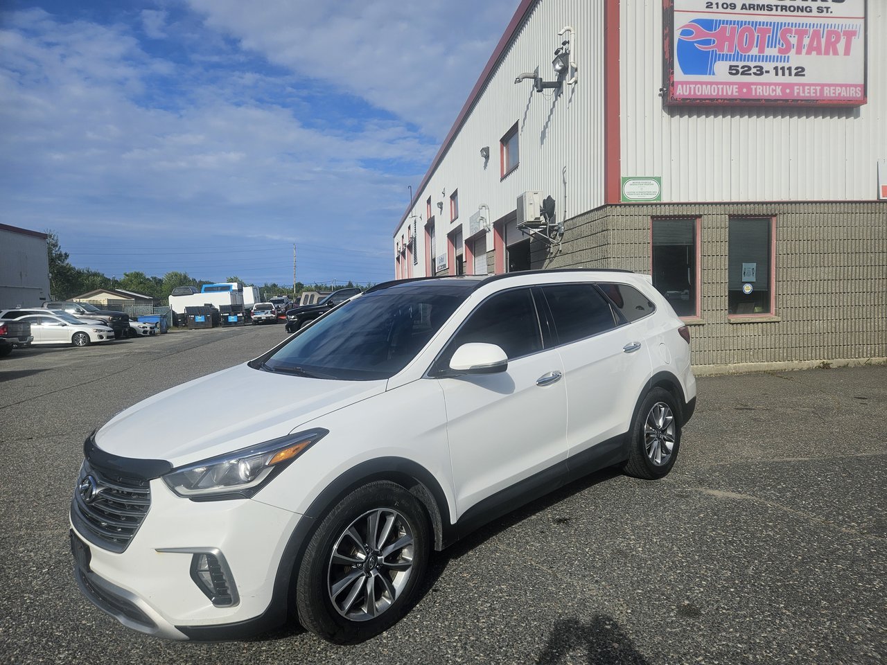 2017 Hyundai Santa Fe XL SUV / Crossover Automatic