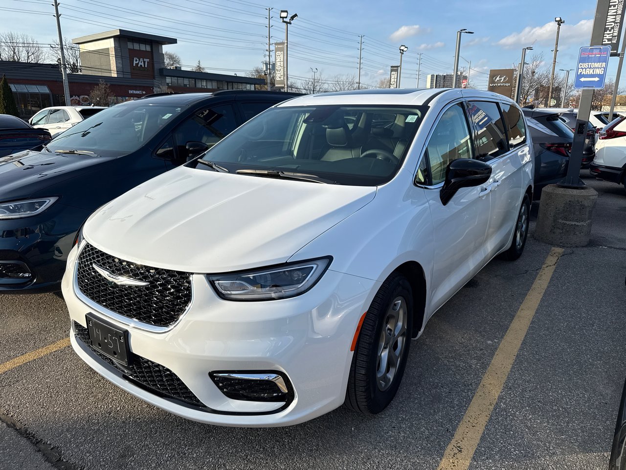 2024 Chrysler Pacifica Limited FWD