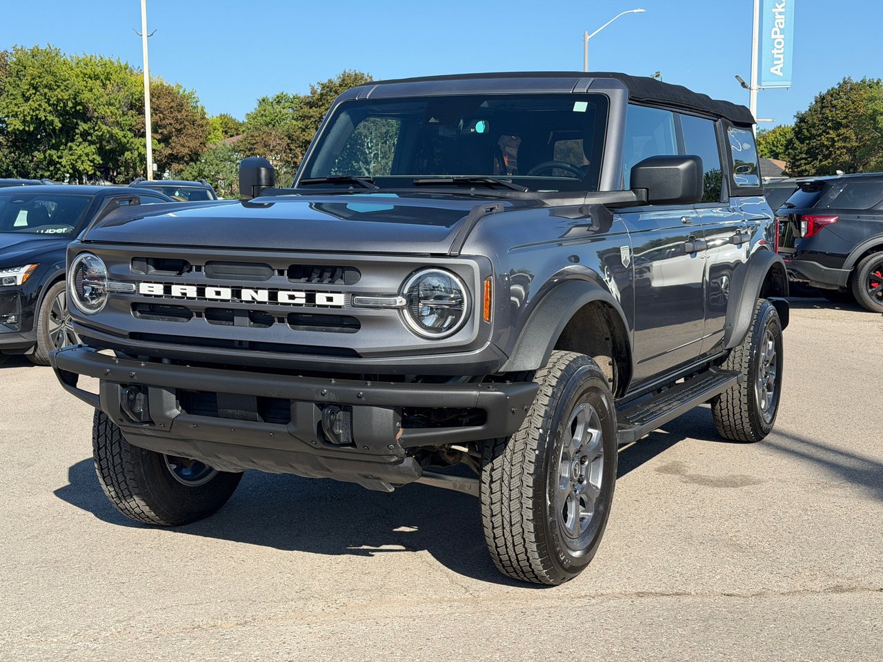 Gray Metallic 2022 Ford Bronco SUV / Crossover Four-Wheel Drive Automatic