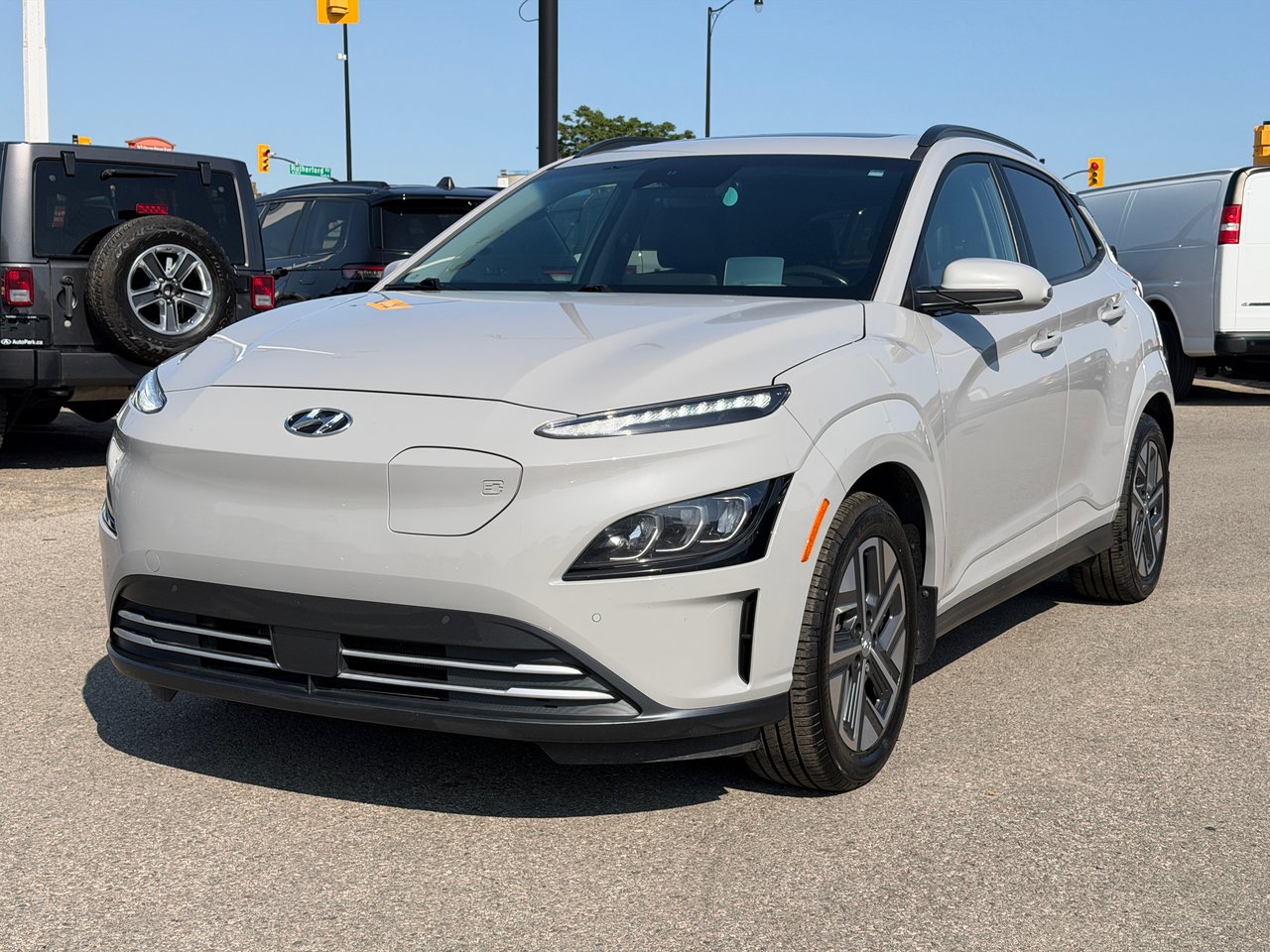 Gray 2023 Hyundai Kona Electric SUV / Crossover Automatic