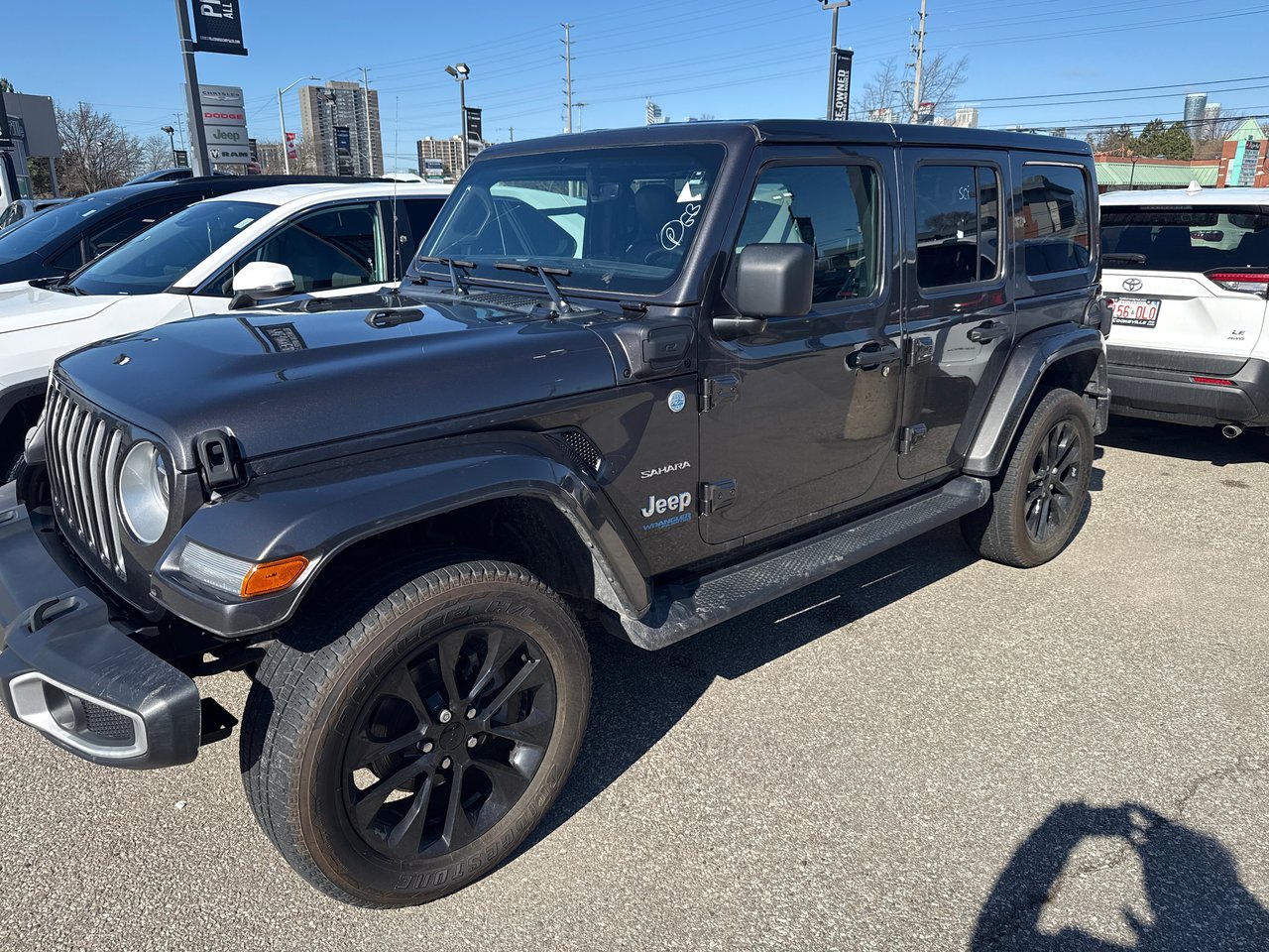 Jeep Wrangler 4xe Sahara 4WD 2021