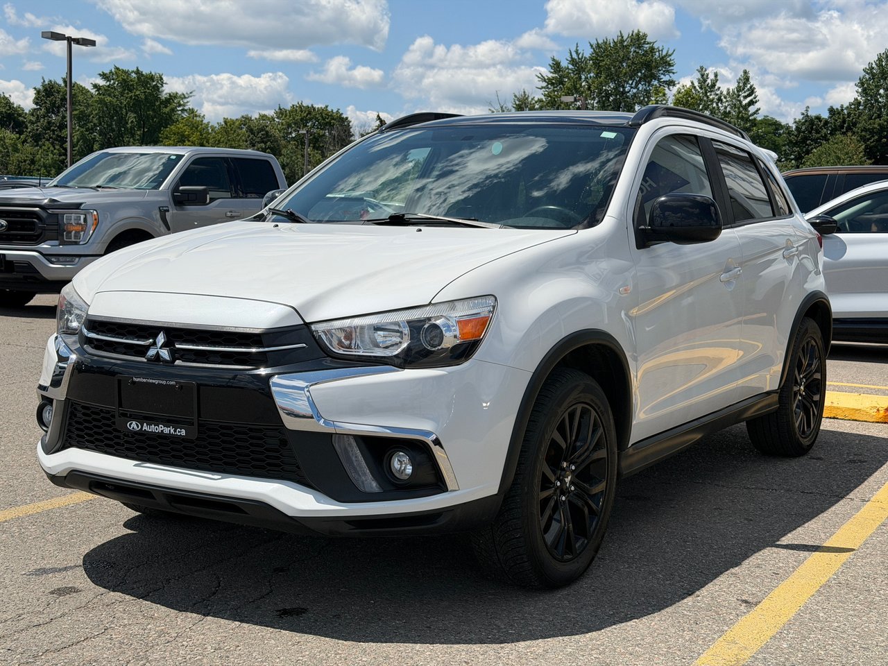 White 2018 Mitsubishi RVR SUV / Crossover Continuously Variable Transmission