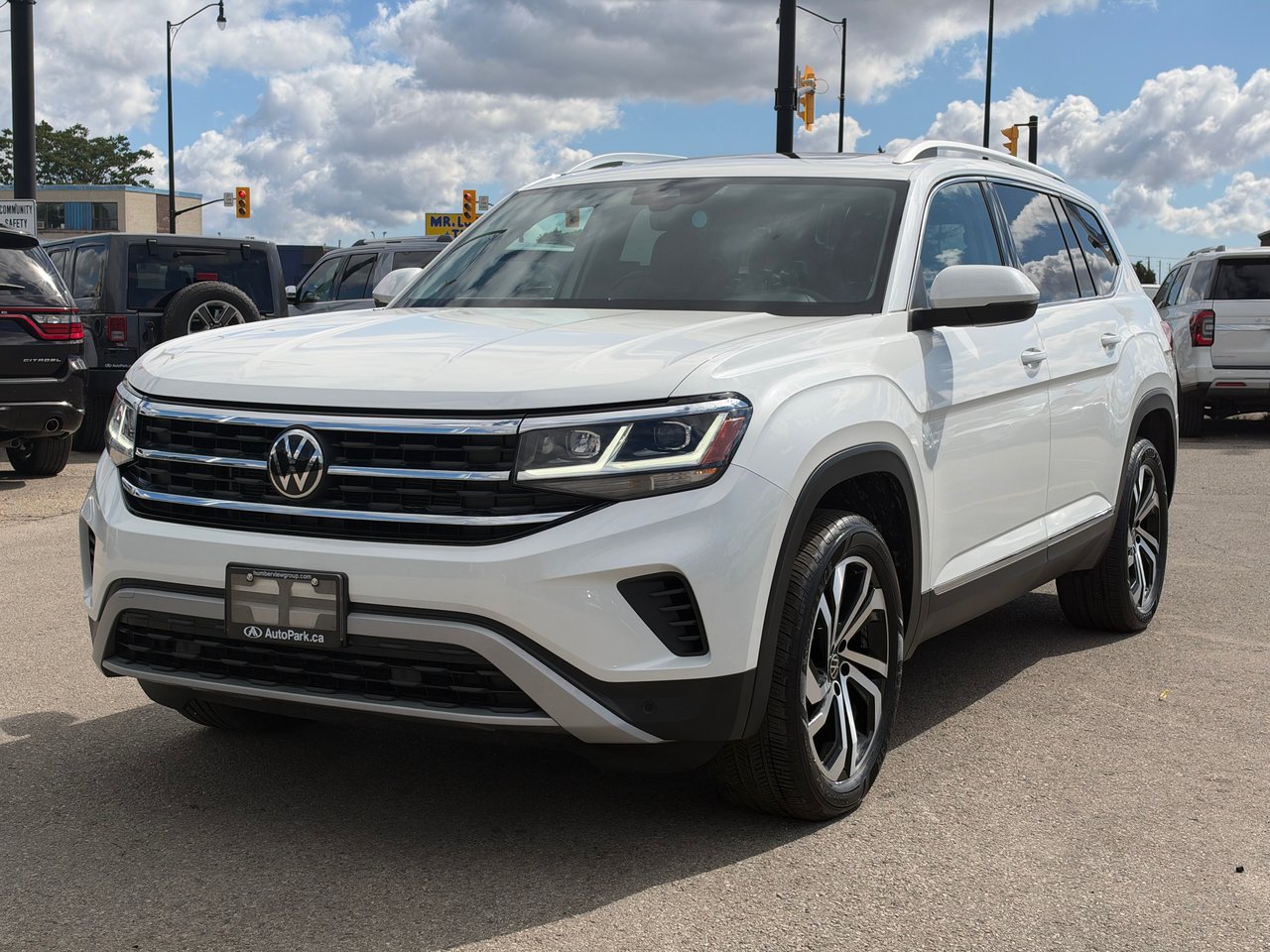 White 2023 Volkswagen Atlas SUV / Crossover Automatic