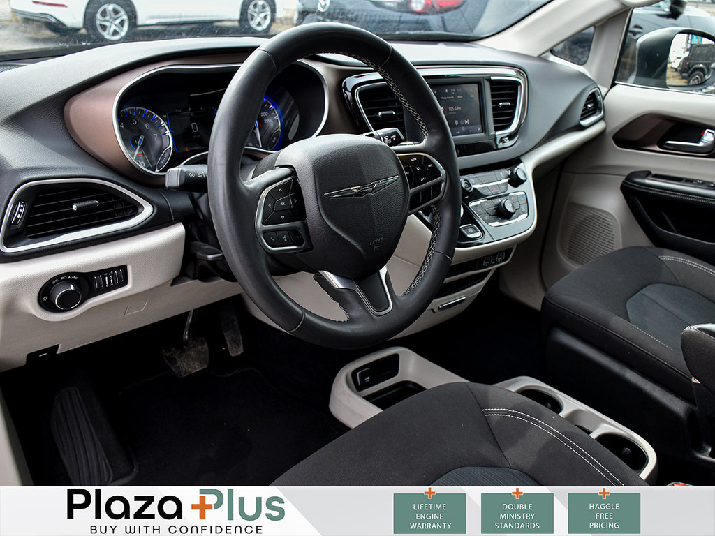 2022 Chrysler Grand Caravan SXT CLEAN, GREAT SHAPE, FINANCE AVAILABLE