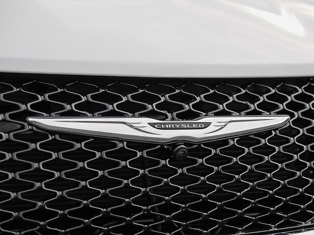 2026 Chrysler Pacifica SELECT-12