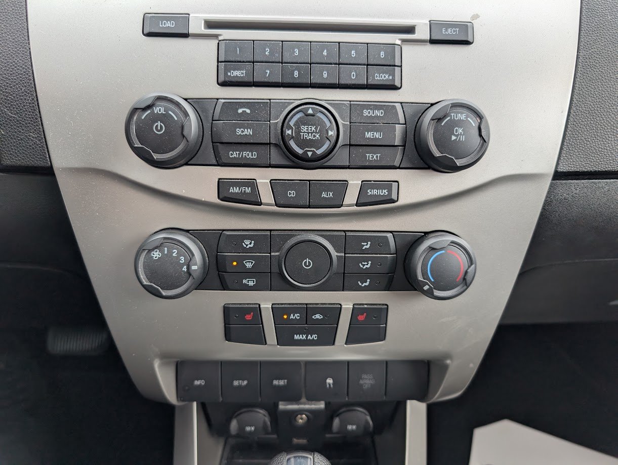 2011 Ford Focus SE AS IS