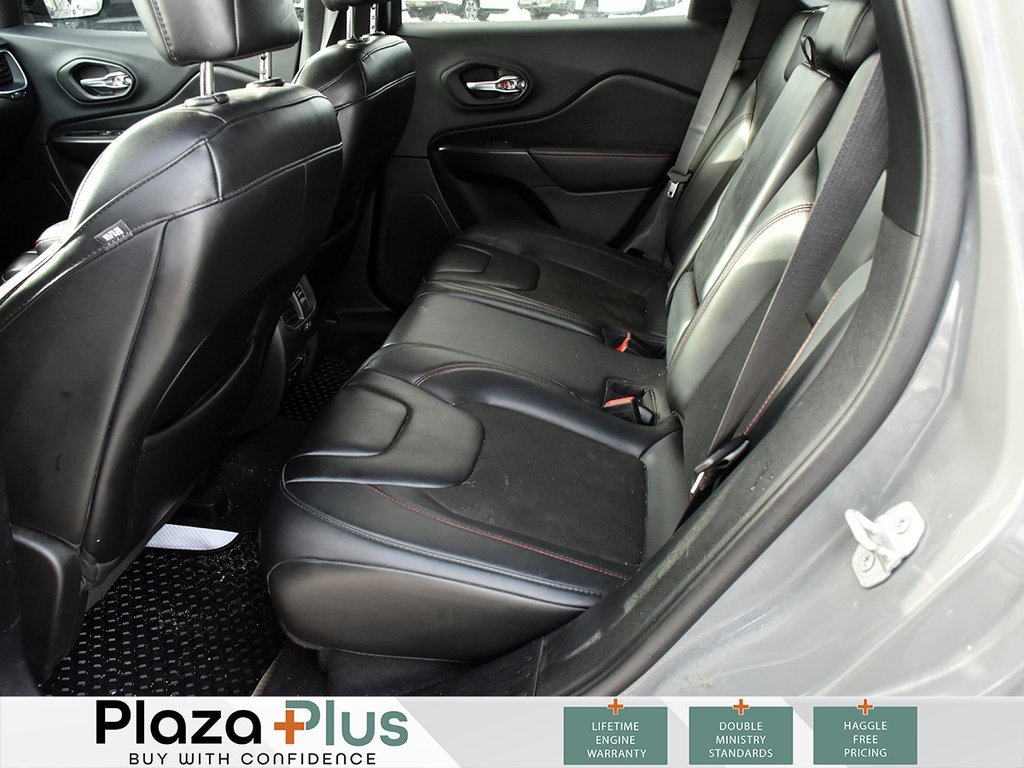 2019 Jeep Cherokee Trailhawk-13