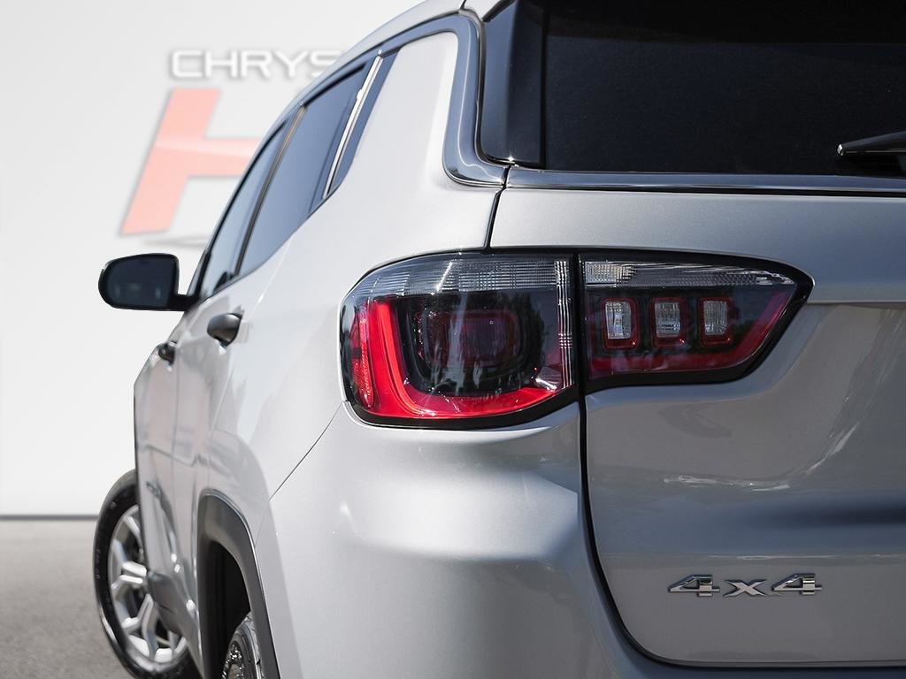 2026 Jeep Compass NORTH-15