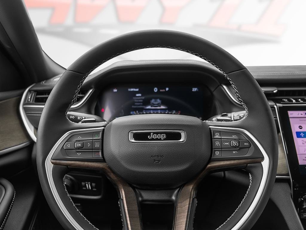 2025 Jeep Grand Cherokee LIMITED-12