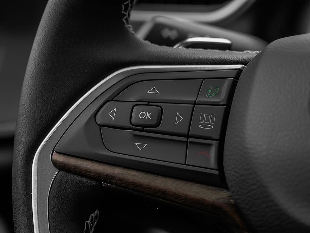 2025 Jeep Grand Cherokee LIMITED-14