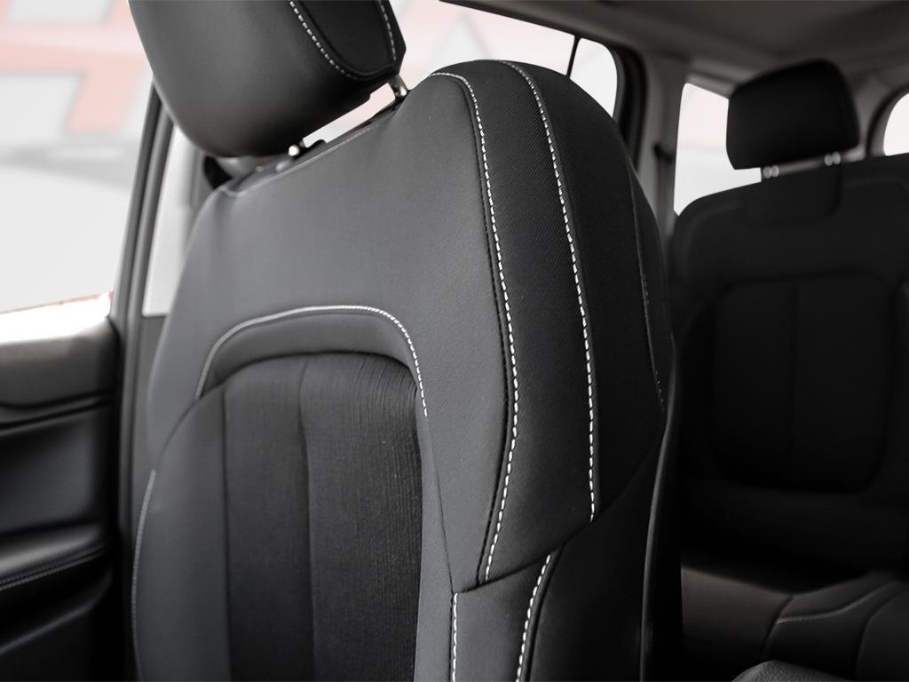 2025 Jeep Grand Cherokee LAREDO-22