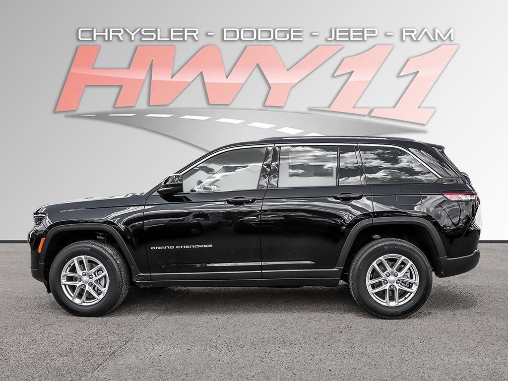 2025 Jeep Grand Cherokee LAREDO-3