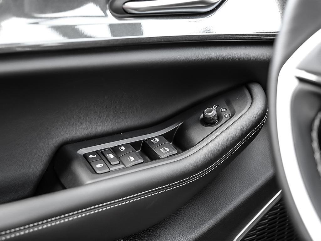 2025 Jeep Grand Cherokee LAREDO-18