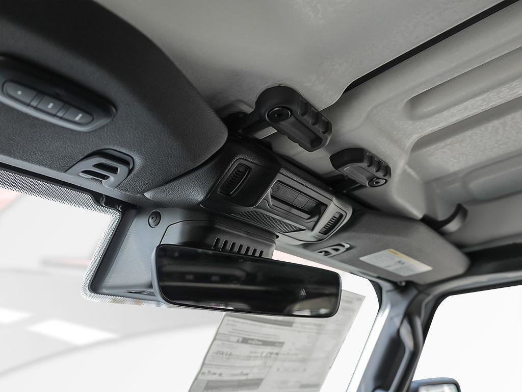 2024 Jeep Wrangler 4-Door RUBICON-18