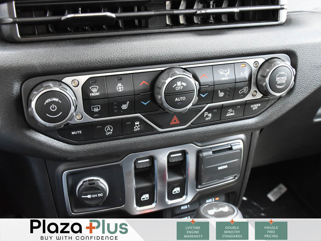 2025 Jeep Wrangler SPORT S-21