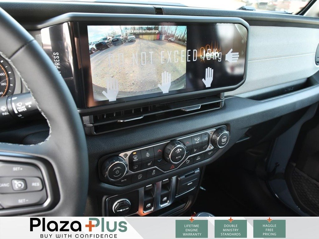 2026 Jeep Wrangler SPORT S-19