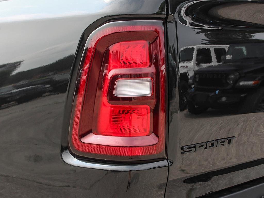 2025 Ram 1500 SPORT-9