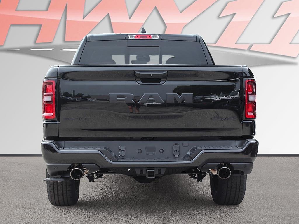 2025 Ram 1500 SPORT-4