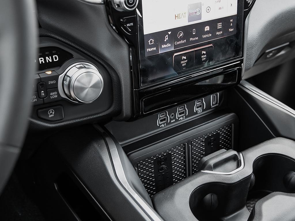 2026 Ram 1500 LARAMIE-25