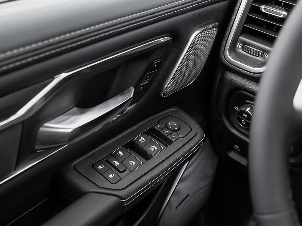 2026 Ram 1500 LARAMIE-13