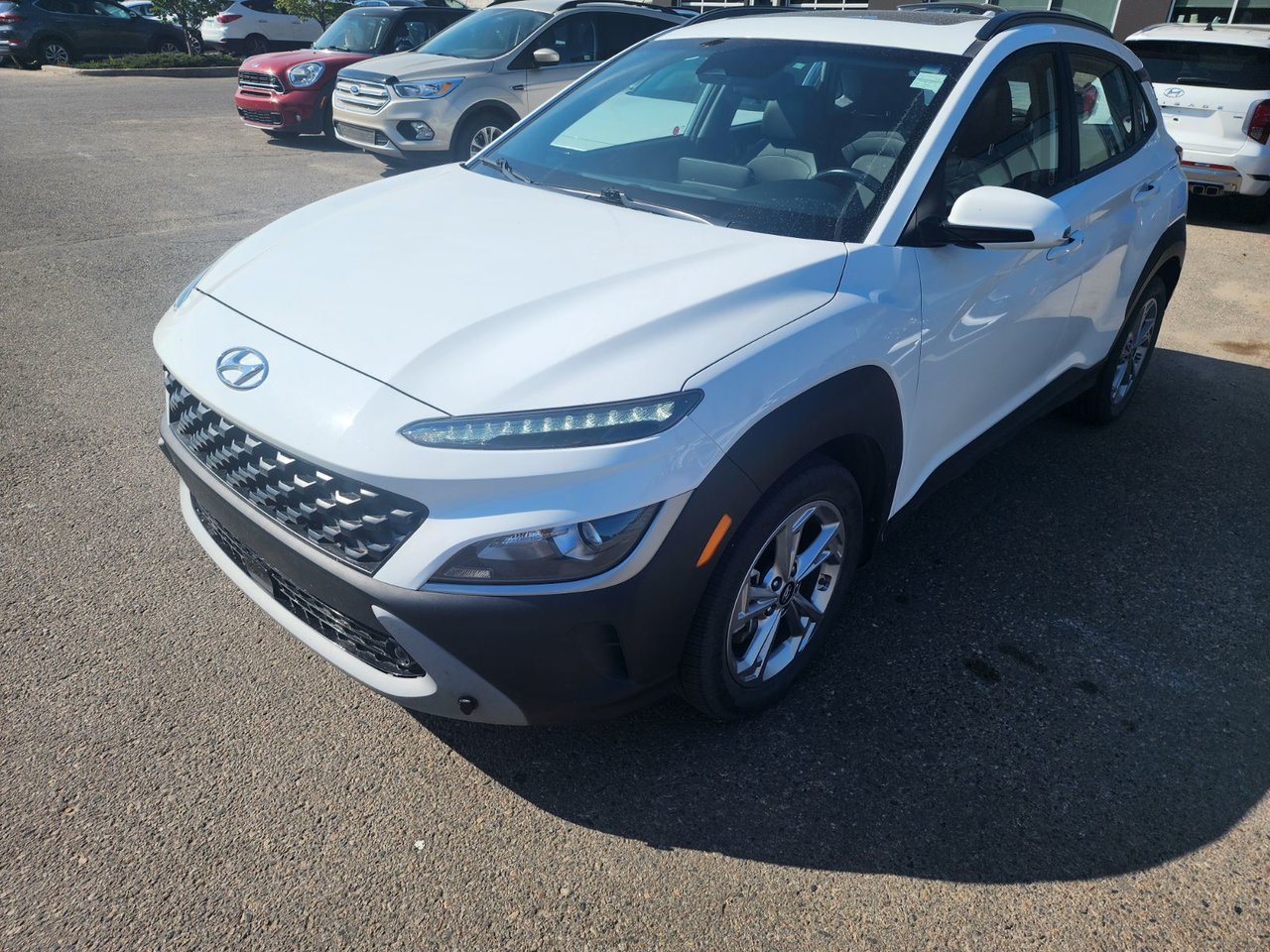 Atlas White 2022 Hyundai Kona SUV / Crossover All-Wheel Drive Automatic