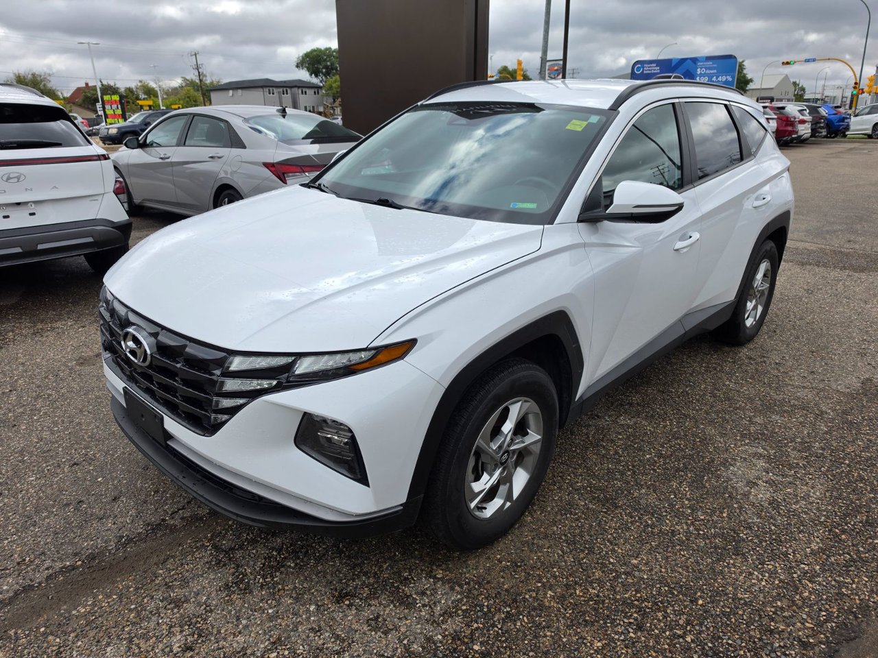 Crystal White 2024 Hyundai Tucson SUV / Crossover Automatic