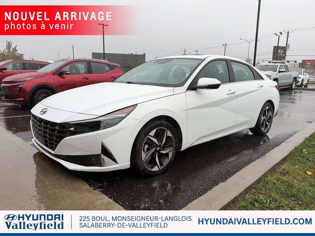  2023 Hyundai Elantra Hybrid Luxury FWD   