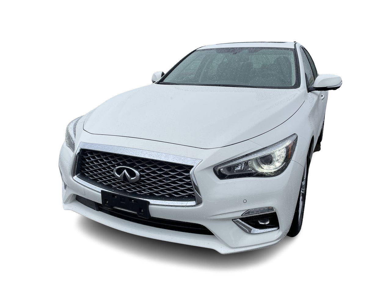 New 2022 Pure White INFINITI LUXE image 2