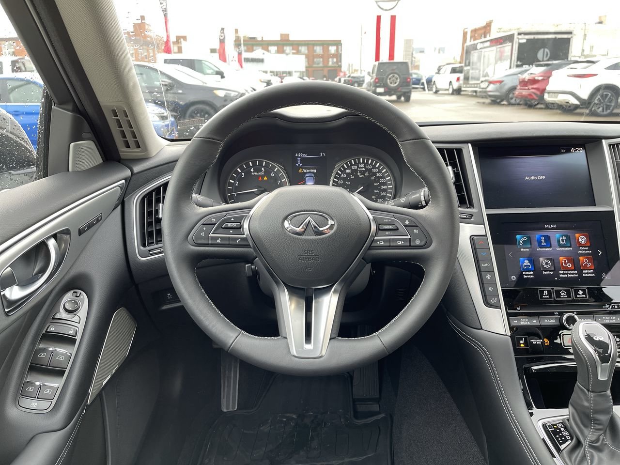 New 2022 Majestic White INFINITI LUXE image 21