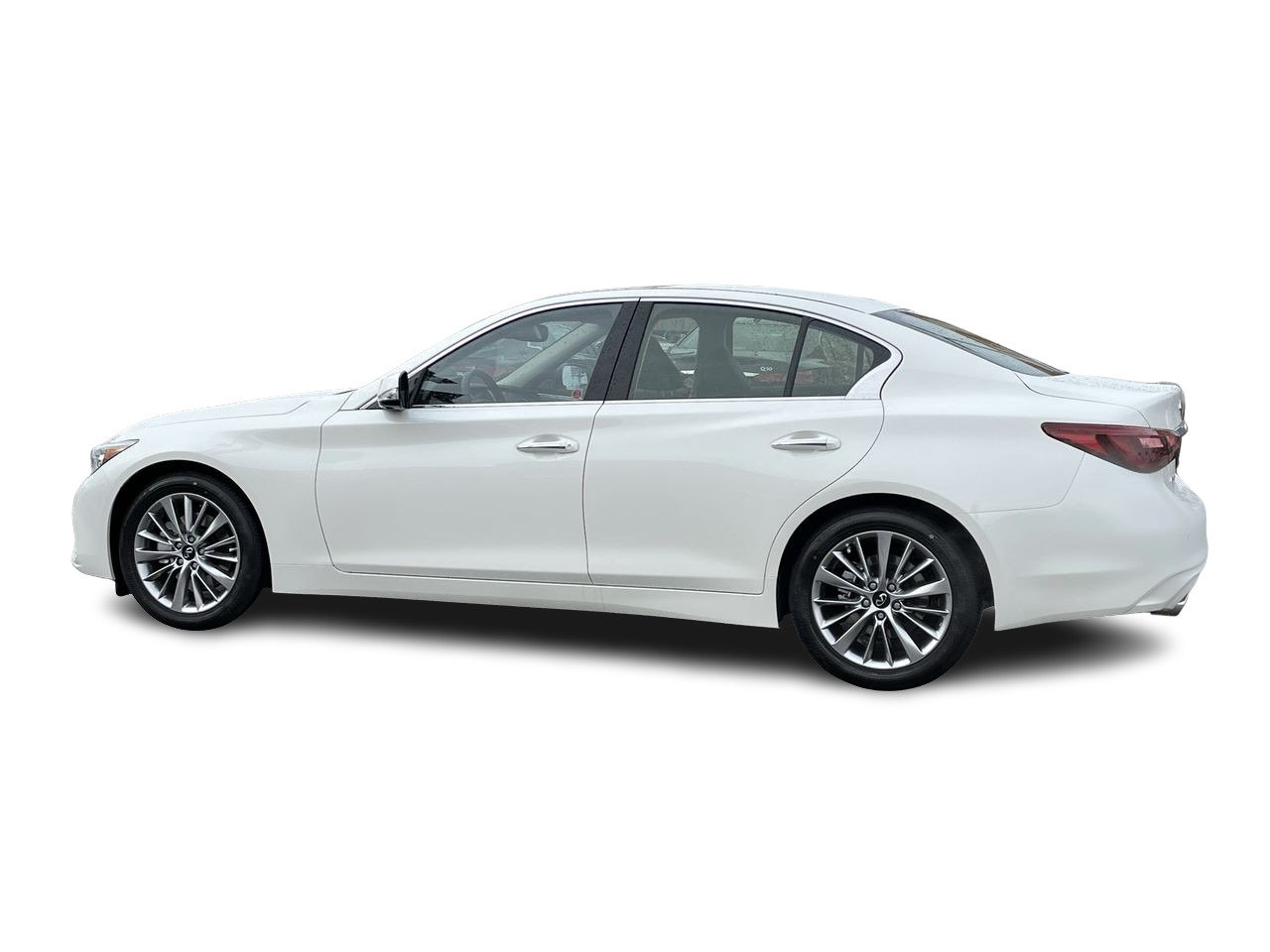New 2022 Majestic White INFINITI LUXE image 5