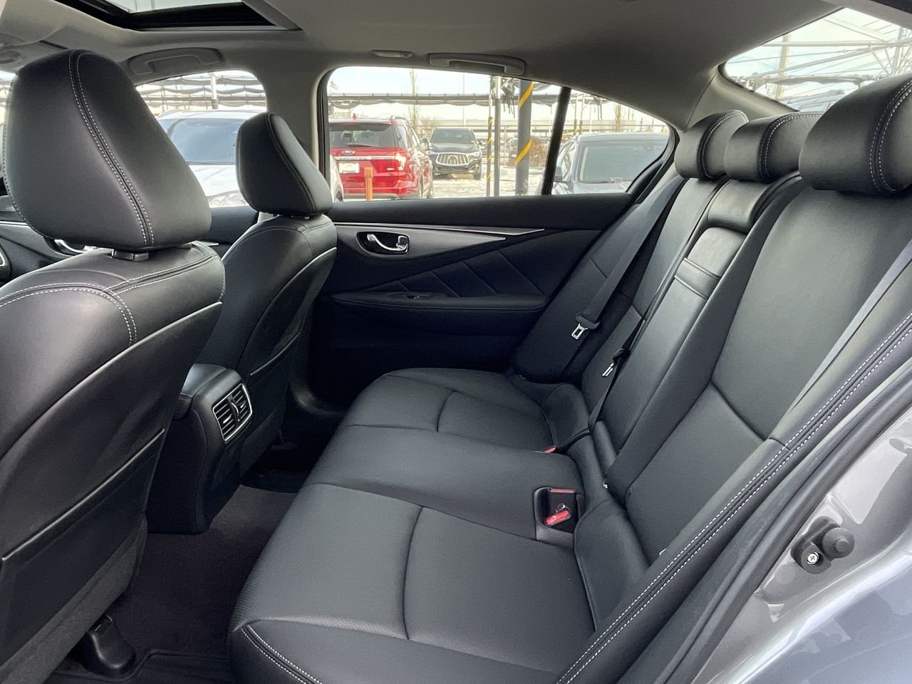 New 2023 Graphite Shadow INFINITI LUXE image 29