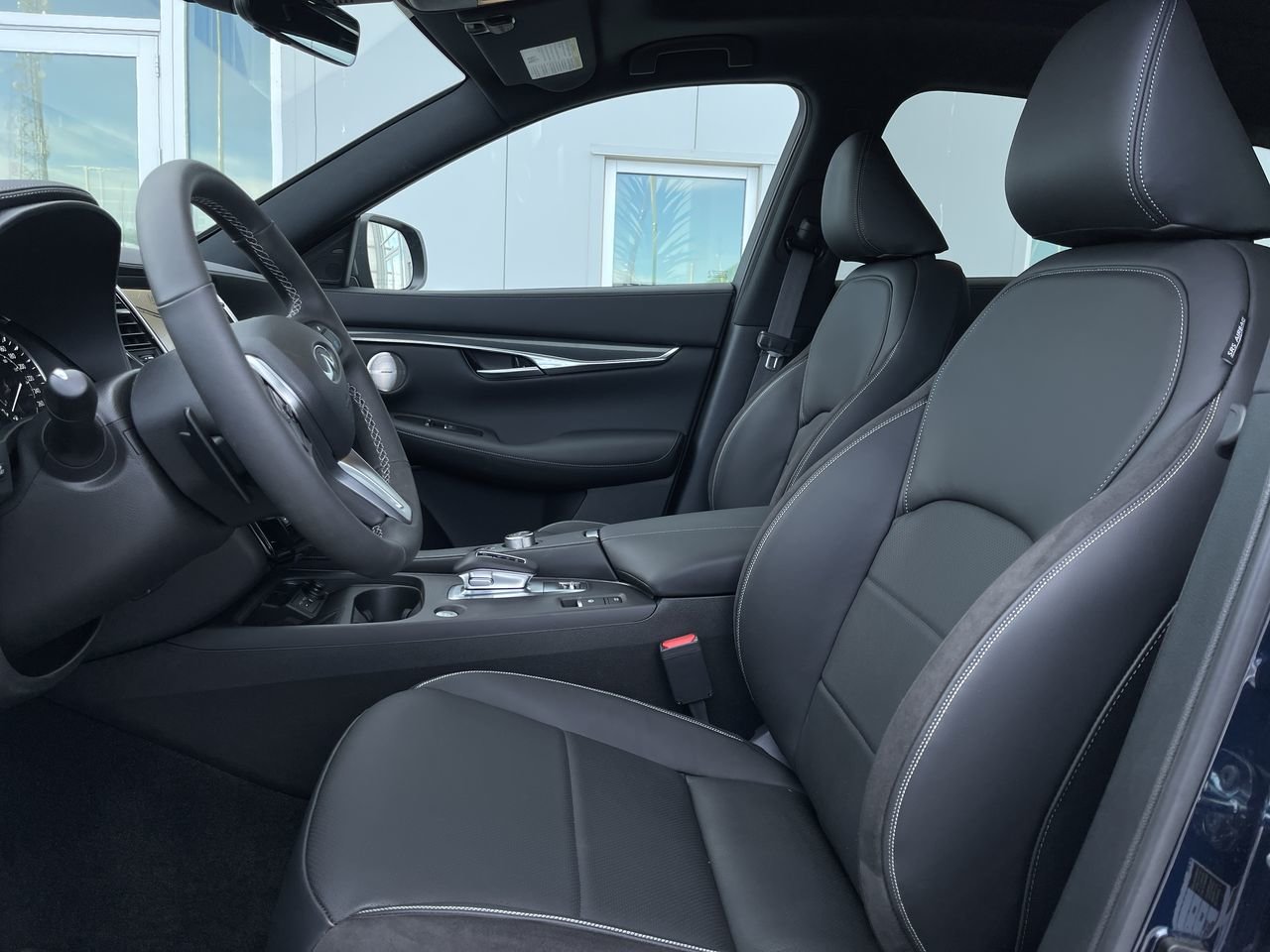 New 2023 Hermosa Blue INFINITI SPORT image 19