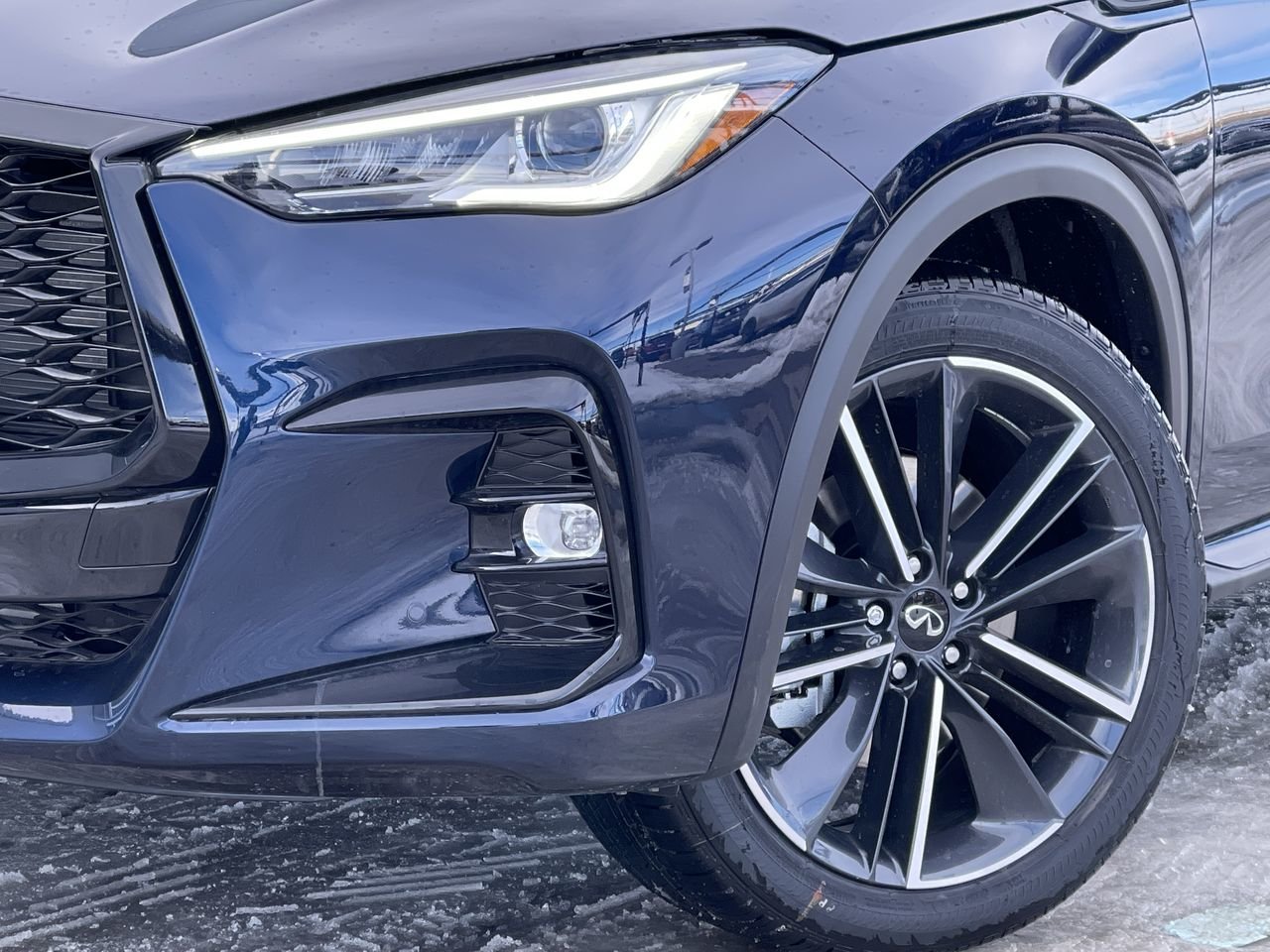 New 2023 Hermosa Blue INFINITI SPORT image 18