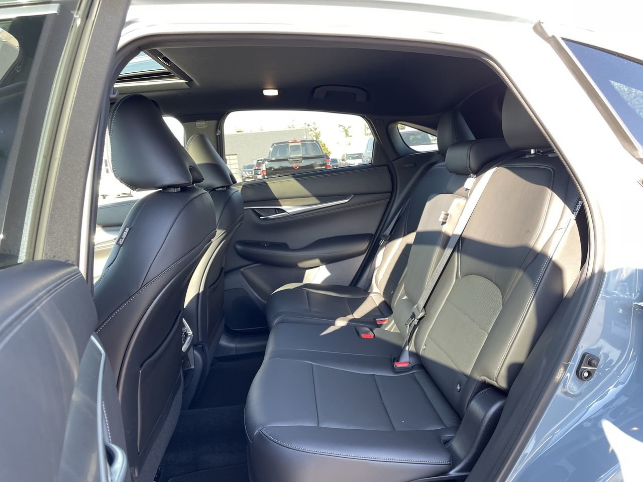 New 2023 Slate Gray INFINITI LUXE image 32