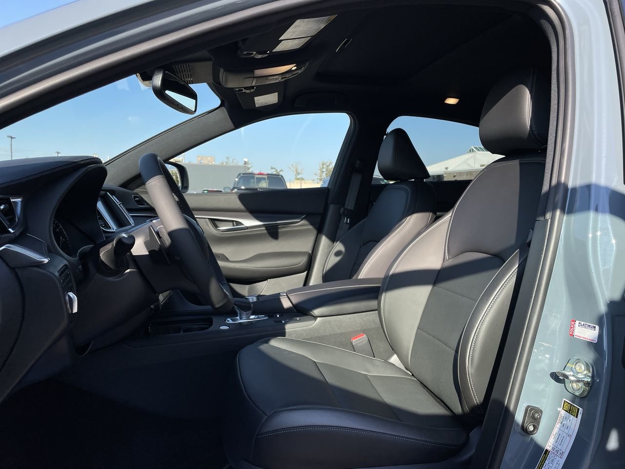 New 2023 Slate Gray INFINITI LUXE image 21