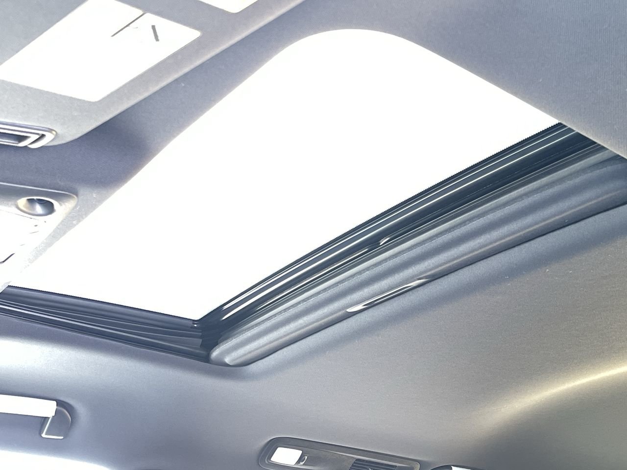 New 2023 Mineral Black INFINITI 8 PASSENGER, ProACTIVE image 31