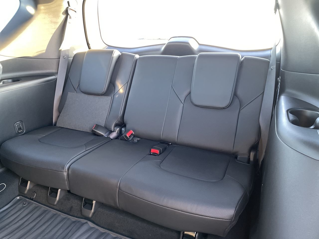 New 2023 Mineral Black INFINITI 8 PASSENGER, ProACTIVE image 33