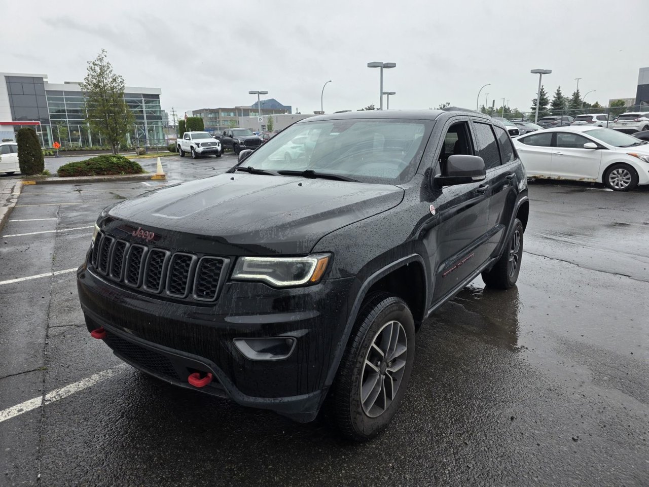 Diamond Black Crystal Pearl 2020 Jeep Grand Cherokee SUV / Crossover Four-Wheel Drive Automatic
