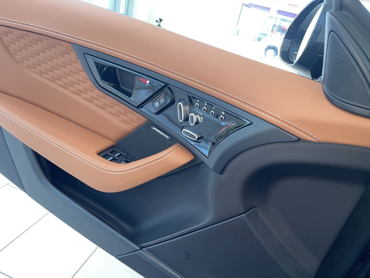 New 2024 British Racing Green Jaguar F-TYPE 75 image 21