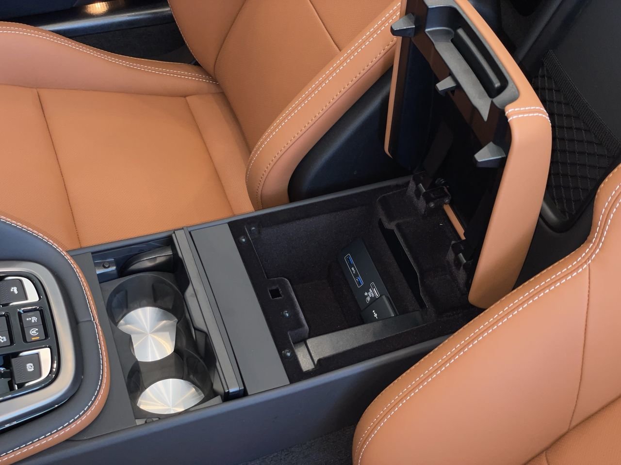 New 2024 British Racing Green Jaguar F-TYPE 75 image 29