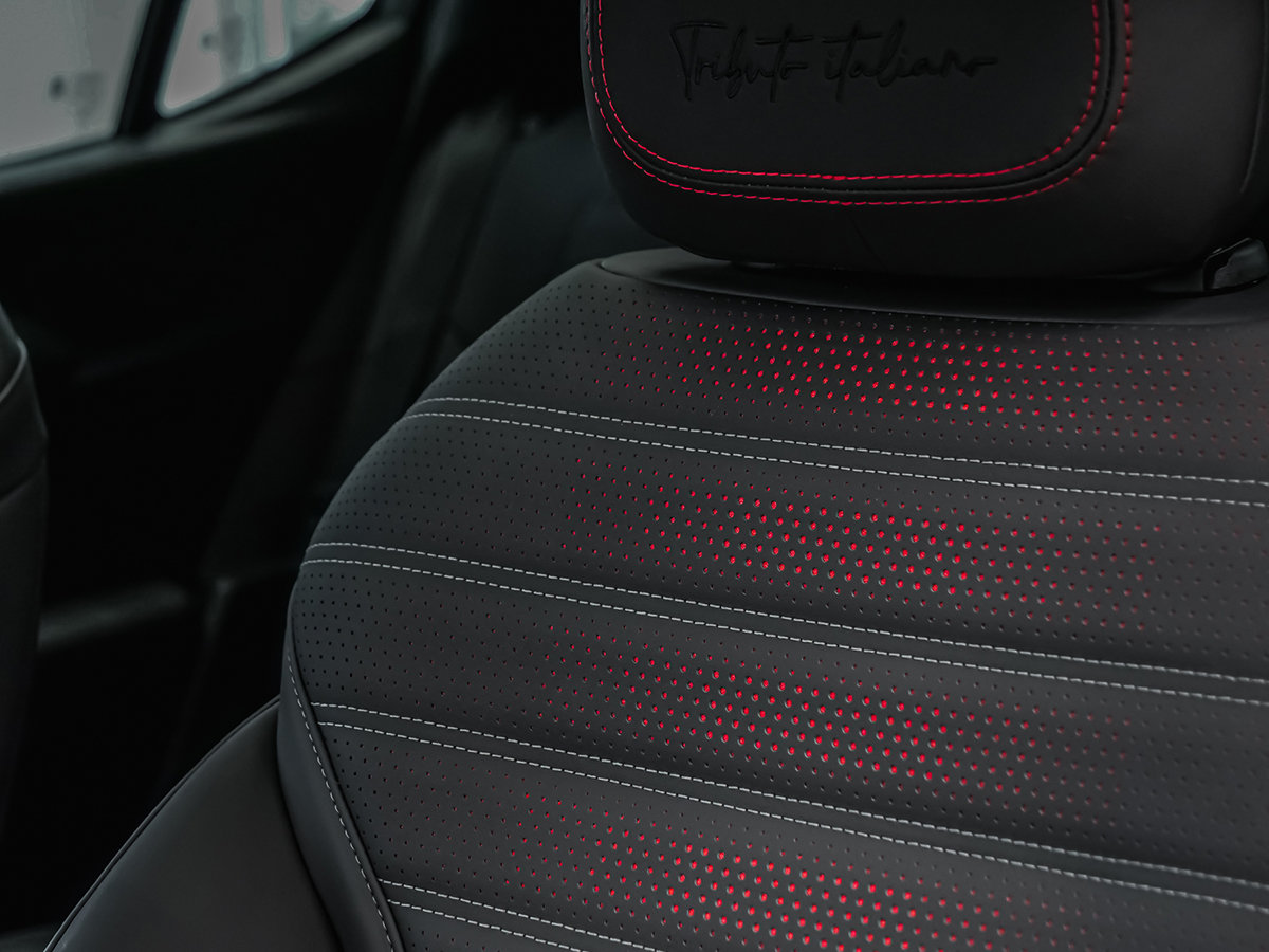 2025 Alfa Romeo Tonale PHEV TRIBUTO-49