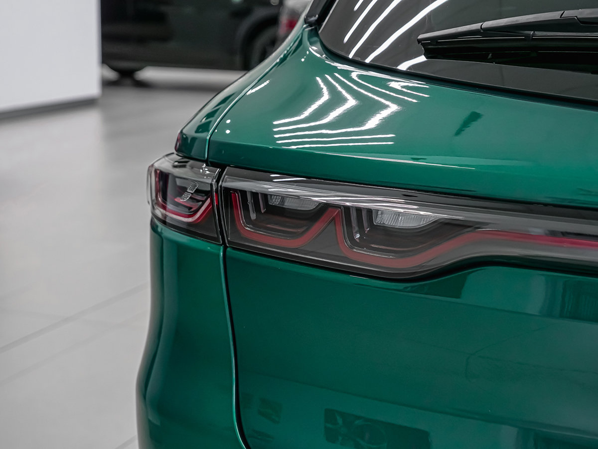 2025 Alfa Romeo Tonale PHEV TRIBUTO-14