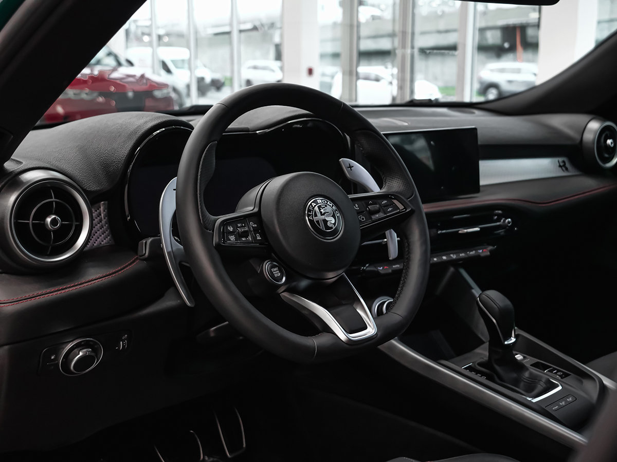 2025 Alfa Romeo Tonale PHEV TRIBUTO-20