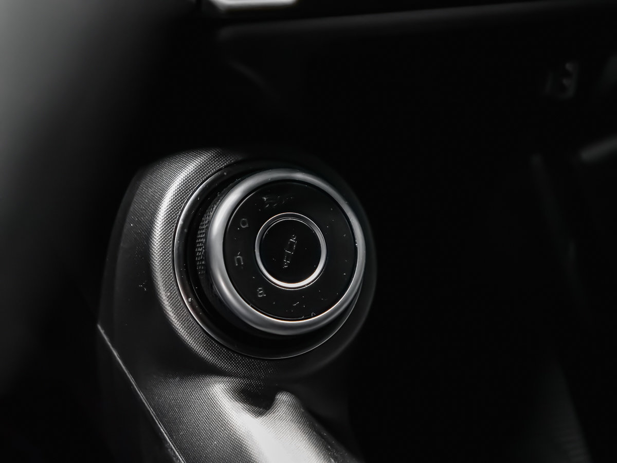 Alfa Romeo Tonale PHEV TONALE 2025-16