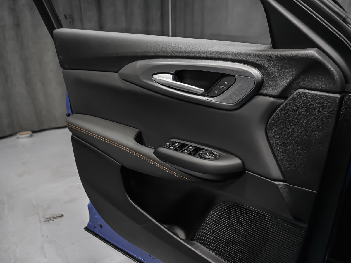 Alfa Romeo Tonale PHEV TONALE 2025-15