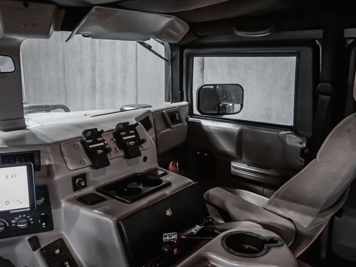 AM General Hummer  2000-21